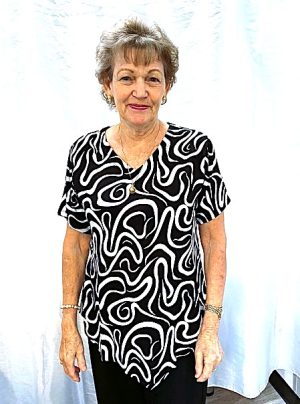 Tops Shine Top With Sleeves [sz:5xl Col:black/white]