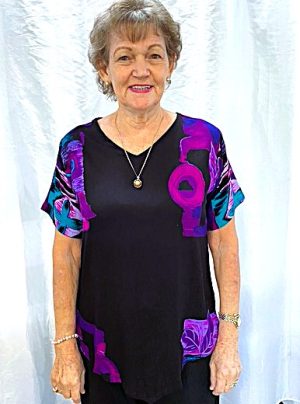 Top With Sleeves And V-shaped Hem Black Purple [sz:m Col:black/purple]